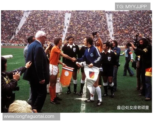 12月24日足球巨星生日盘点:这些传奇球员与你同庆圣诞节 12月24日足球巨星生日盘点:这些传奇球员与你同庆圣诞节