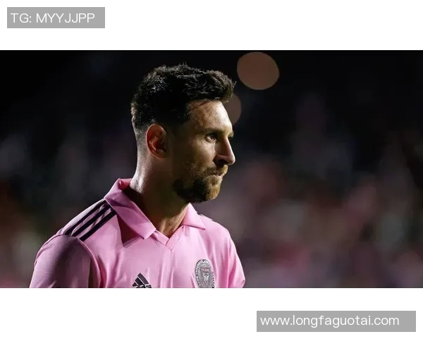 21世纪足坛传奇球员排名解析 世界足坛最具影响力的球星盘点