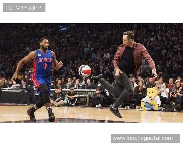 NBA球星与足球巨星跨界合作的时代:运动界的跨界碰撞与融合 NBA球星与足球巨星跨界合作的时代:运动界的跨界碰撞与融合