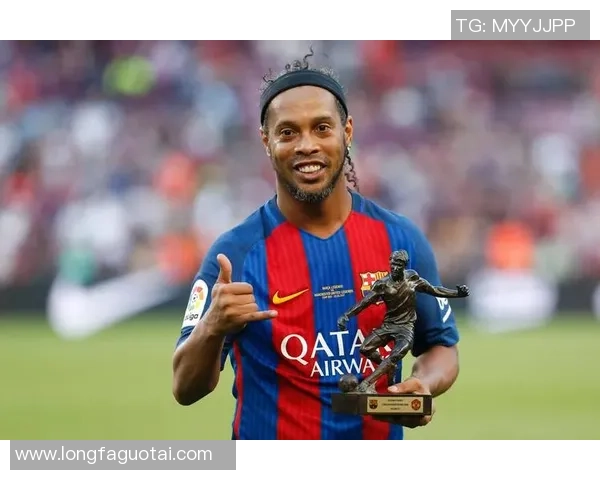 七位传奇足球球星的精彩瞬间展示，感受足球世界的荣耀与激情