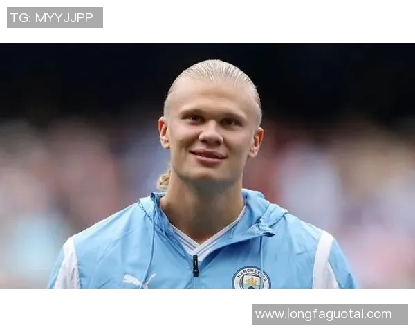 新晋足球天才哈兰德崛起引领未来足坛风潮成为新一代超级巨星